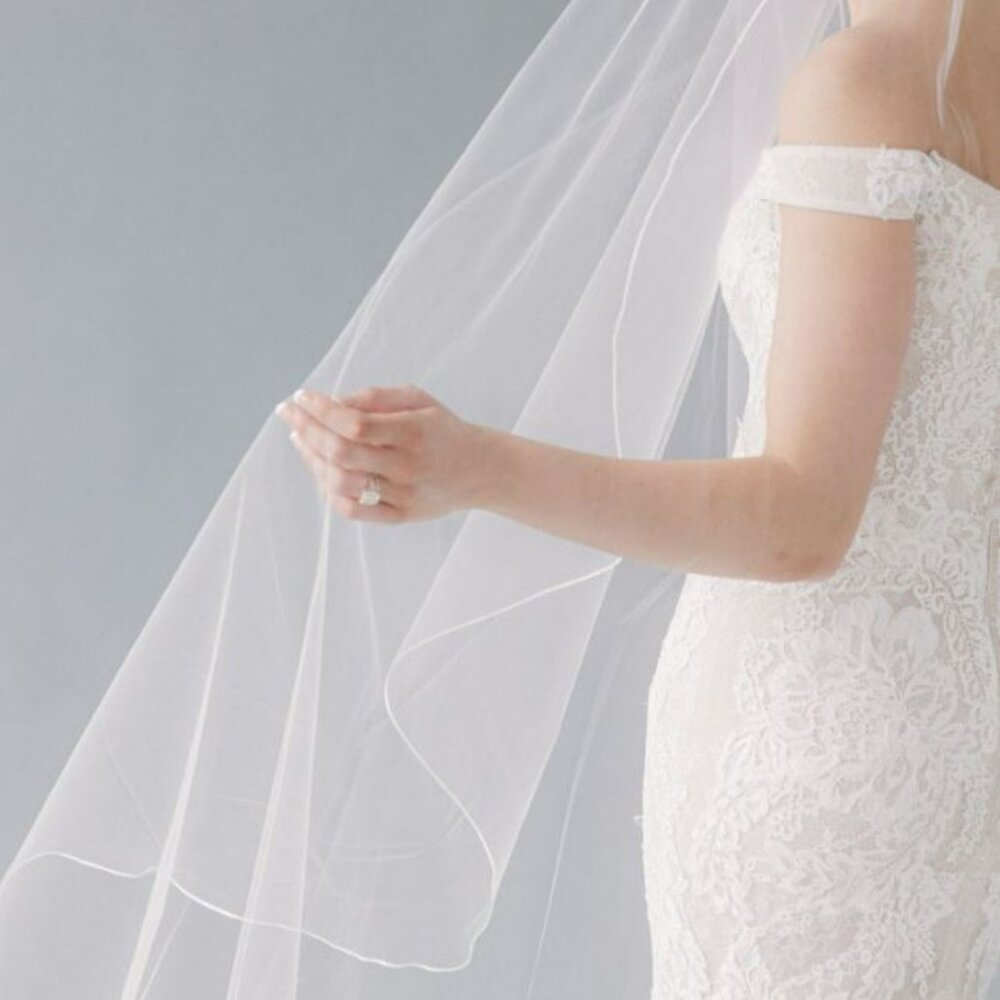 True Toni Federici Veil